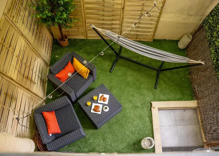 Duplex Saveria - Terrace - Netflix - شقة *